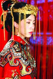 《<em>再见艳阳天</em>》青岛贺岁-青岛报纸电子版