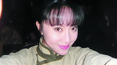 剧中尹锐志与秋瑾是<em>一对</em><em>姊妹花</em>