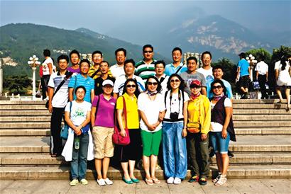 捧着一颗心来,愿<em>做蜡</em>炬照亮-青岛报纸电子版