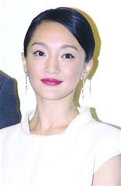 爱情是非耐用消费品,女明星的爱情更脆弱。-青