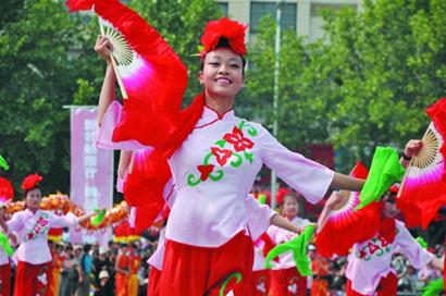 韩国秧歌队助阵胶州秧歌节