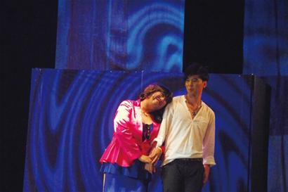 灵魂交换引发爆笑爱情-青岛报纸电子版