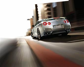 最快的人遇上最快的车-青岛报纸电子版