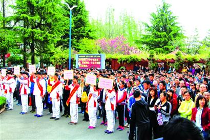 11所普高首次自招规模空前岛城3000学子昨力