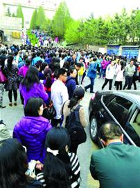 11所普高首次自招规模空前岛城3000学子昨力