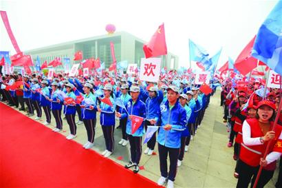 青岛城市运行志愿者昨出征