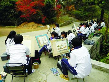 刮目相看 职校生高考不输普高生