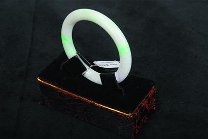 早报翡翠直销节后天登场-青岛报纸电子版