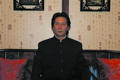 给我28天再秃的头顶也能<em>长头发</em>-<em>青岛</em>报纸电子