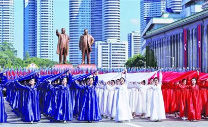 朝鲜举行阅兵集会庆祝建国70周年