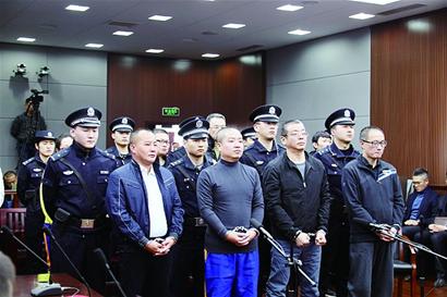 10人获刑最高23年