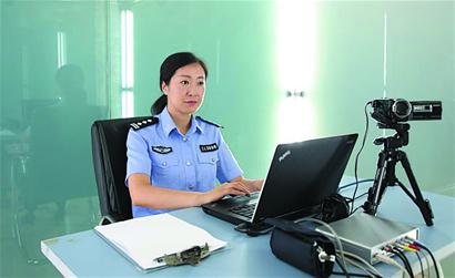 林燕:刑警队里的"读心法师"