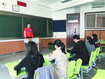 青岛中学招聘_青岛中学招生圈定 自招批 国际班享受北京十一学校待遇(3)